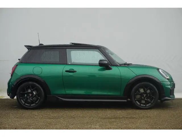 MINI 3-Deurs 3