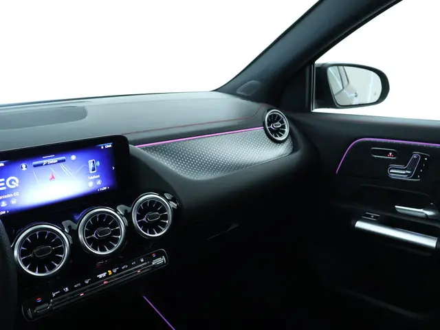 Mercedes-Benz EQA 250 AMG Line 67 kWh 2024 Elektrisch 7