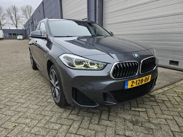 BMW X2 XDrive20i 2020 Benzine 7