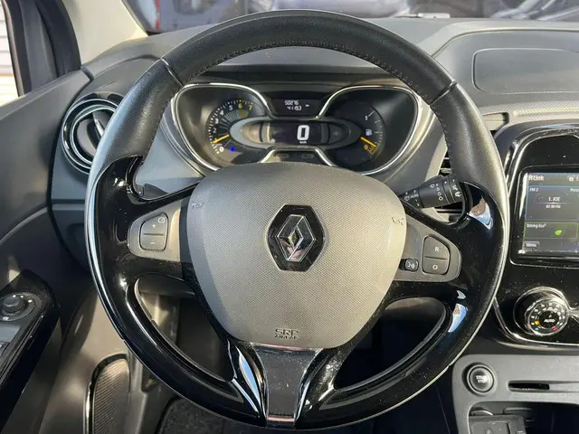Renault Captur 0.9 TCe Helly Hansen 2015 Benzine 9