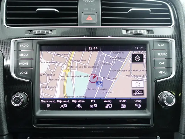 Volkswagen Golf 1.4 TSI GTE Aut- 2015 Hybride Benzine 9