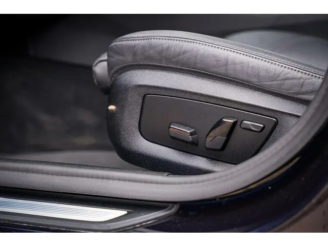 BMW 5 Serie Touring 530e 2022 Hybride Benzine 29