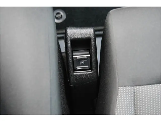 Fiat E-Scudo L2H1 SX 75 kWh 2022 Elektrisch 17