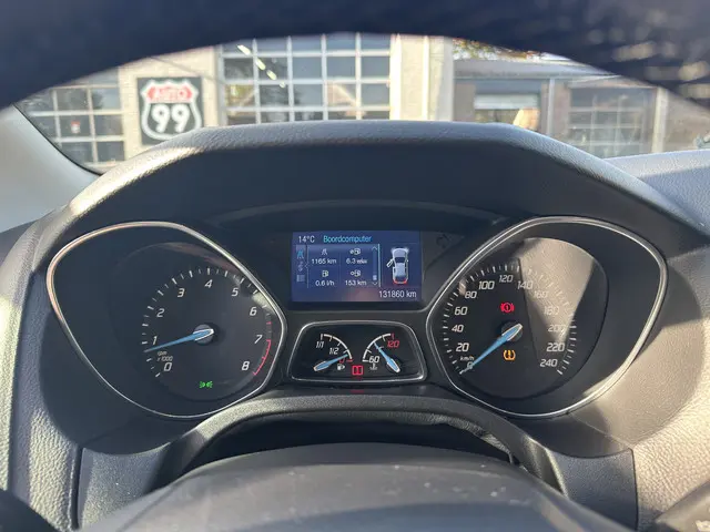 Ford Focus Wagon 1.6 EcoBoost Edition Plus 2014 Benzine 19