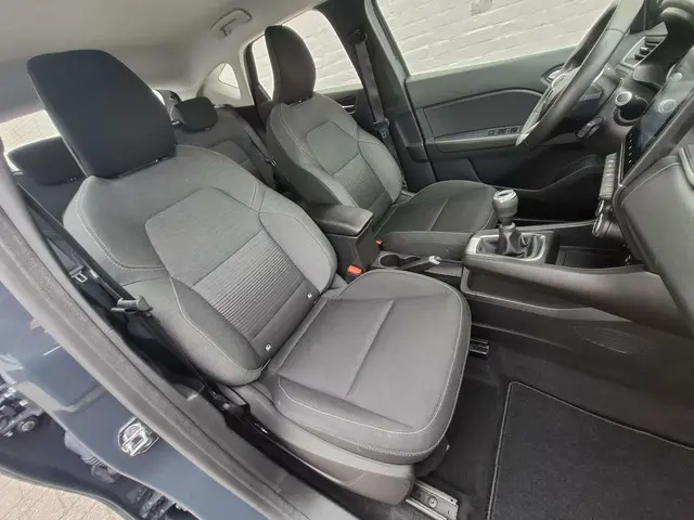 Renault Captur 1.0 TCe 90 Zen 2021 Benzine 31