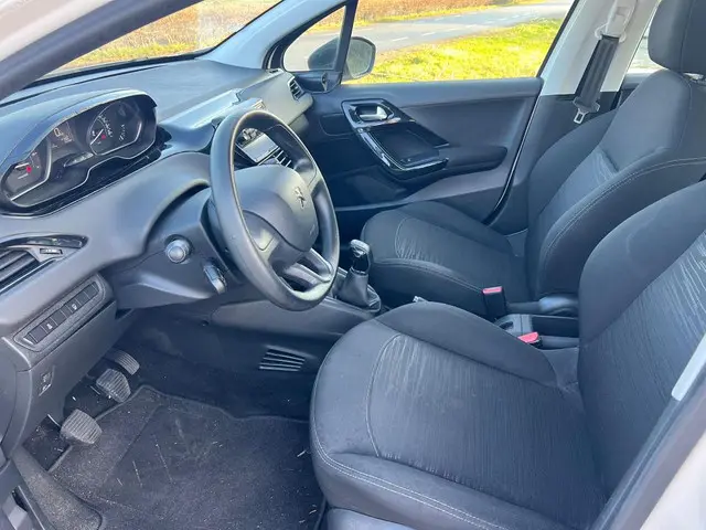Peugeot 208 1.0 PureTech Access 2015 Benzine 5
