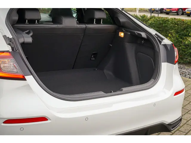 Honda Civic 2.0i e:HEV ADVANCE 2026 Hybride Benzine 34