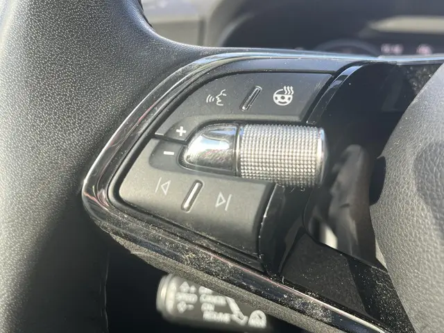 Škoda Kamiq 1.0 TSi DSG Style 2023 Benzine 27