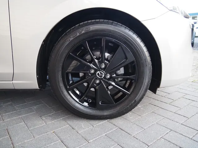 Mazda 2 1.5 SkyActiv-G 90 Homura Automaat 2024 Benzine 13