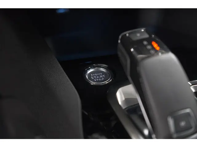 Peugeot 5008 PureTech 130 EAT8 GT-Line 2020 Benzine 45