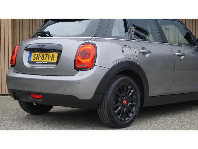 MINI Cooper 1.5 136pk Automaat 5Drs Chili 2018 Benzine 51
