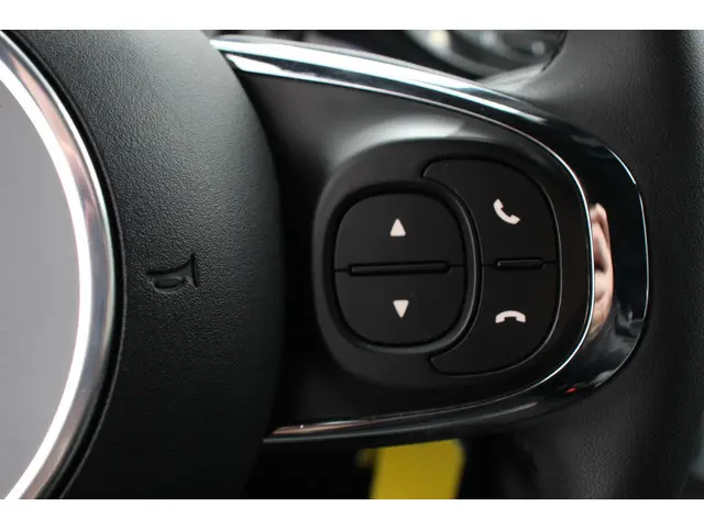 Fiat 500C 1.0 Hybrid Lounge Plus 2020 Benzine 15