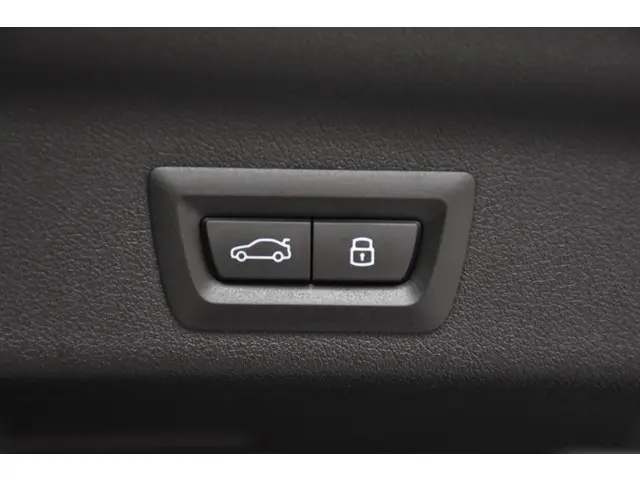 BMW X1 sDrive18i 2024 Benzine 32