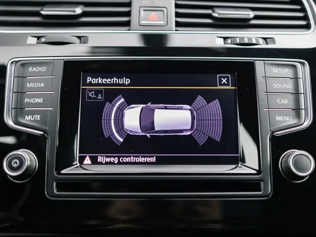 Volkswagen Golf 1.4 TSI Highline 2xR-line 2014 Benzine 32