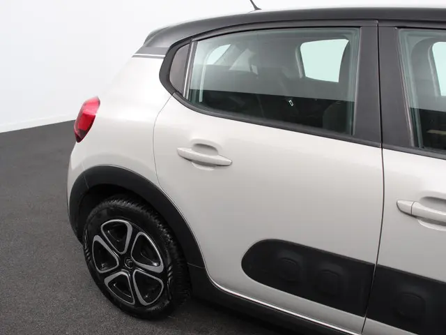 Citroën C3 1.2 PureTech S&S Feel Edition 2018 Benzine 10