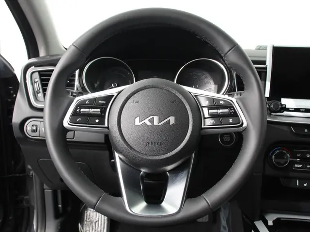 Kia XCeed 1.6 GDi PHEV DynamicLine 2025 Hybride Benzine 11