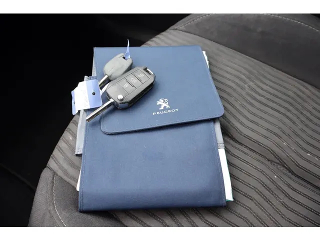 Peugeot 308 1.6 BlueHDi Allure 2016 Diesel 3