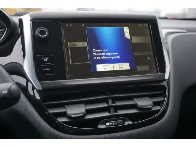 Peugeot 208 1.2 VTi Allure 2014 Benzine 20