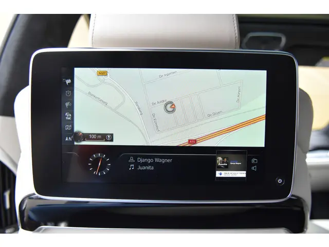 BMW 7 Serie 740Li High Executive 2016 Benzine 41