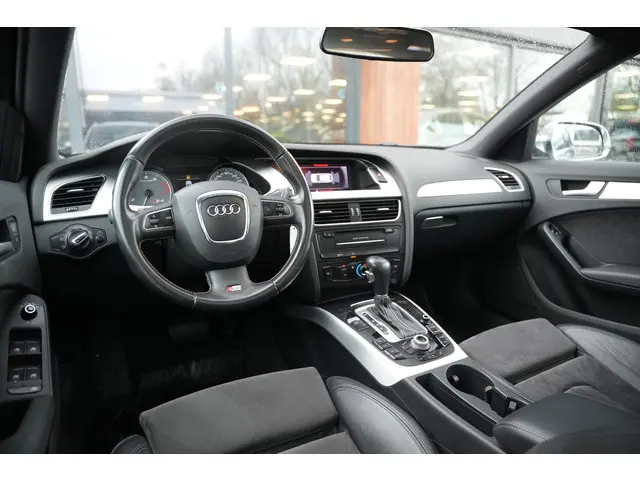 Audi A4 Avant 3.0 TFSI S4 quattro Pro Line 2013 Benzine 2
