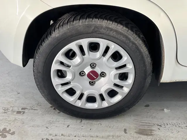 Fiat Panda 1.0 Hybrid Easy 2021 Hybride Benzine 8