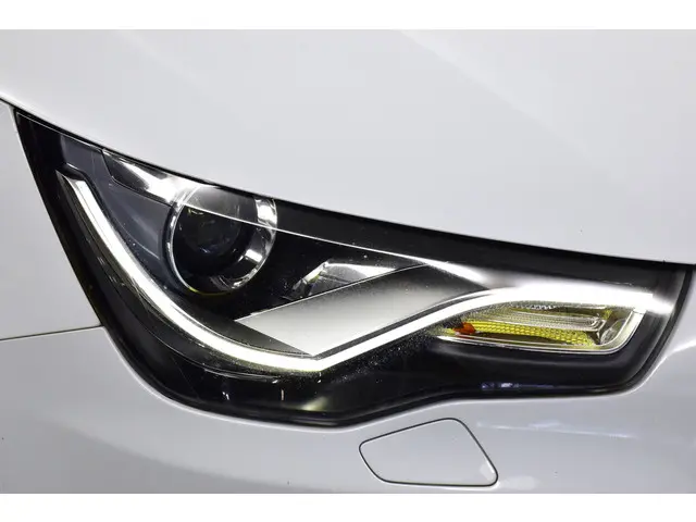Audi A1 1.2 TFSI Sportback: 2014 Benzine 20