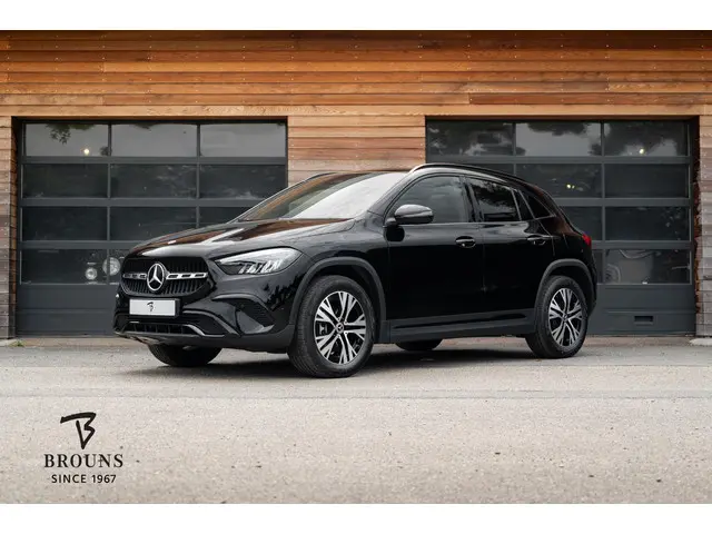 Mercedes-Benz GLA 250 e 2024 Hybride Benzine