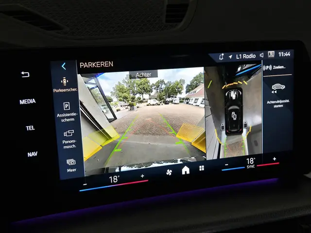 BMW X1 sDrive20i 2023 Benzine 26