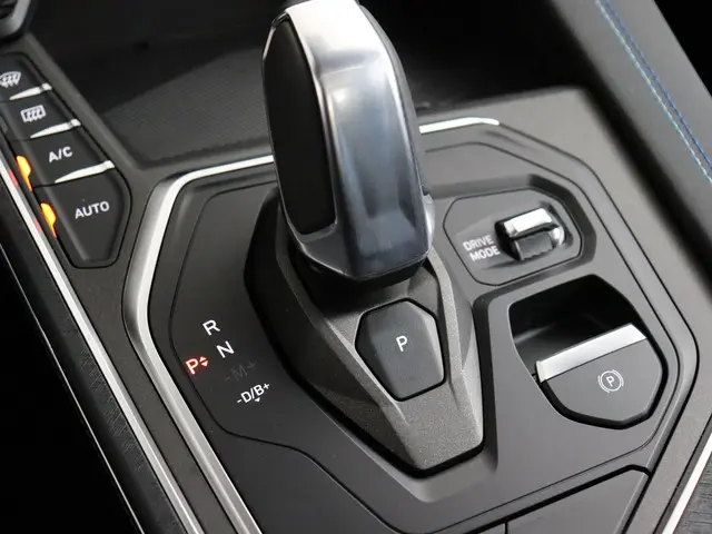 Lynk & Co 01 1.5 2023 Hybride Benzine 13