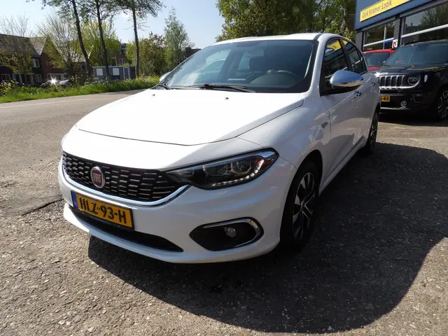 Fiat Tipo 1.4 16v Mirror / Rijklaarprijs 2019 Benzine 4