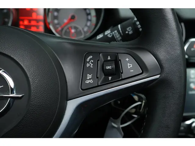 Opel ADAM 1.0 Turbo Rocks BlitZ 2019 Benzine 20
