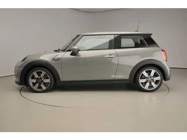 MINI 3-Deurs One 2021 Benzine 2