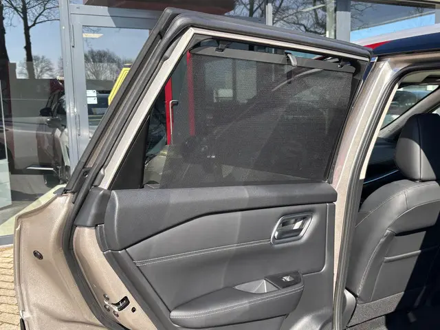 Nissan X-Trail e-4ORCE Tekna Plus 2025 Hybride Benzine 54