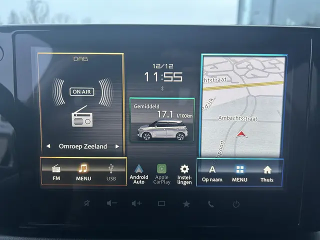 Suzuki Swift 1.2 Style Smart Hybrid 2025 Benzine 20