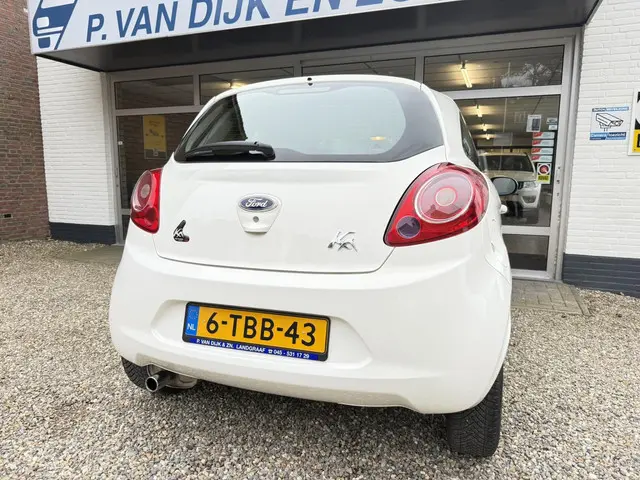 Ford Ka 1.2 Style 1e eigenaar 2014 Benzine 6