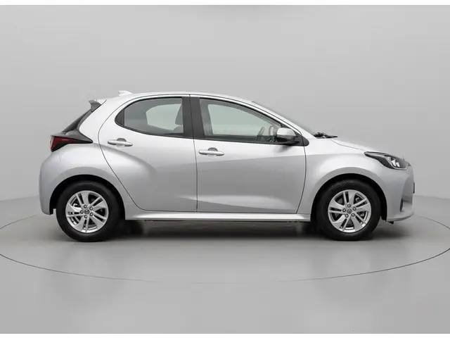 Toyota Yaris 1.5 Hybrid Comfort 2024 Hybride Benzine 4