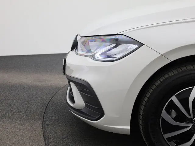 Volkswagen Polo 1.0TSI/95PK Life Edition 2025 Benzine 27