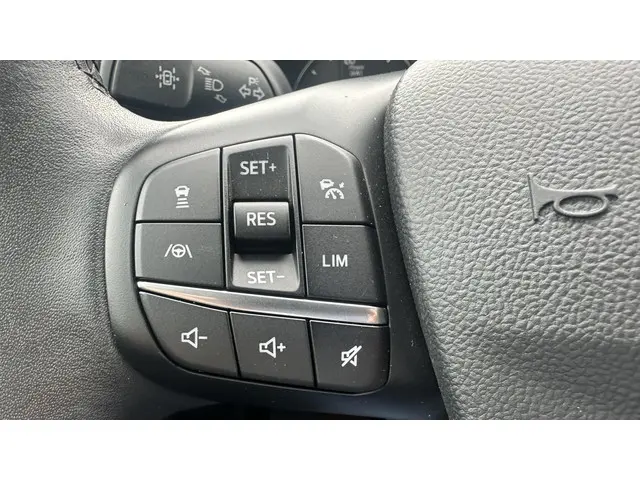 Ford Kuga 2.5 PHEV Titanium 2021 Hybride Benzine 16