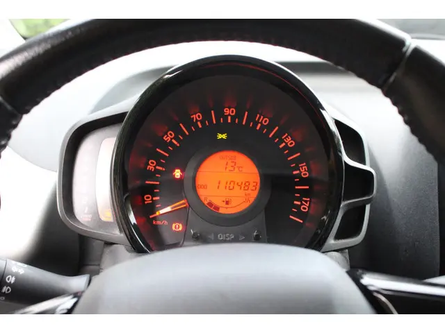 Peugeot 108 1.0 e-VTi Allure Camera, NAP 2017 Benzine 10