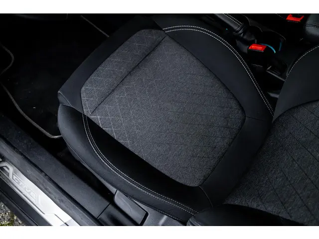 Ford Fiesta 1.0 EcoBoost Active 2020 Benzine 33