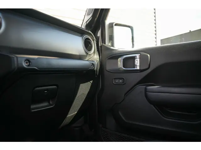 Jeep Gladiator sport 3.6 V6 2024 Benzine 23