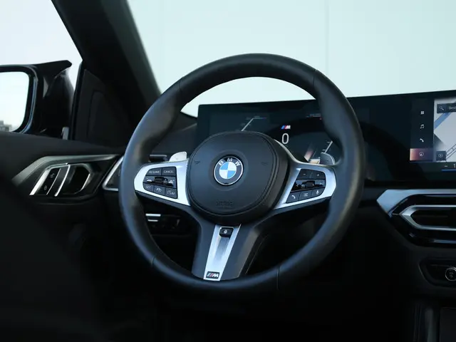 BMW 4 Serie Cabrio 420i High Executive 2024 Benzine 34