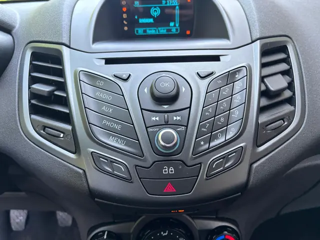 Ford Fiesta 1.0 EcoBoost Titanium 2013 Benzine 26