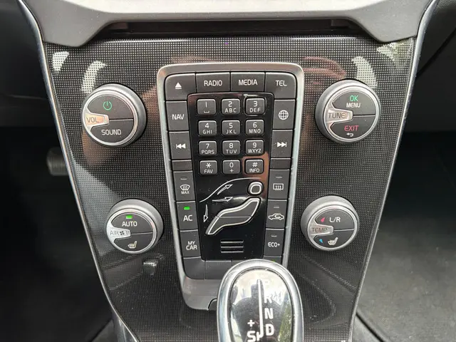 Volvo V40 1.5 T2 Polar+ 2020 Benzine 26