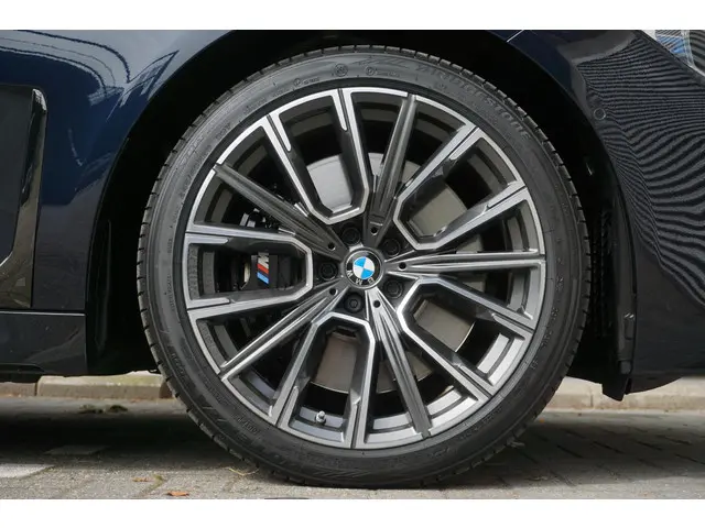BMW 7 Serie 730d xDrive 2021 Diesel 6