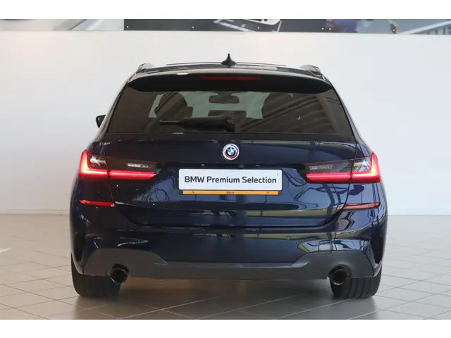 BMW 3 Serie Touring 320i 2020 Benzine 5