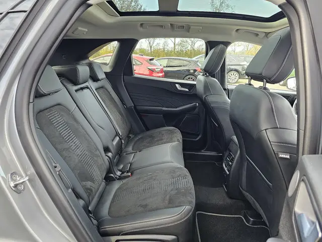 Ford Kuga 2.5 FHEV Active X 2024 Hybride Benzine 10