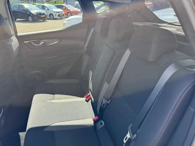Nissan QASHQAI 1.3 DIG-T N-Connecta 2020 Benzine 16