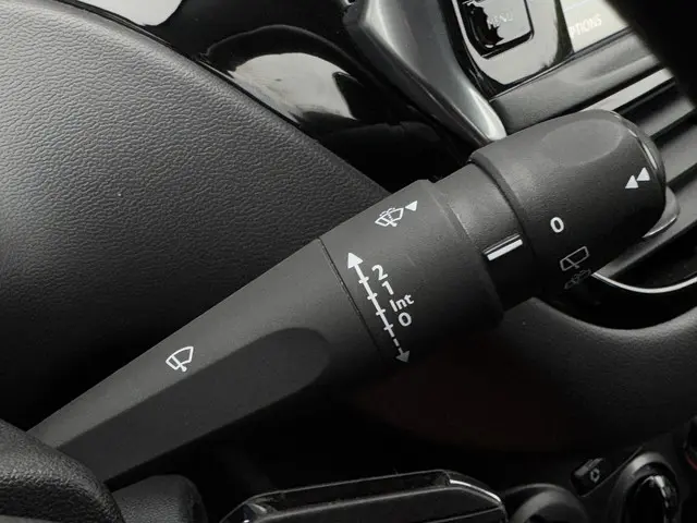 Peugeot 208 1.2 RIJKLAAR! Nieuwe Distributie 2019 Benzine 24