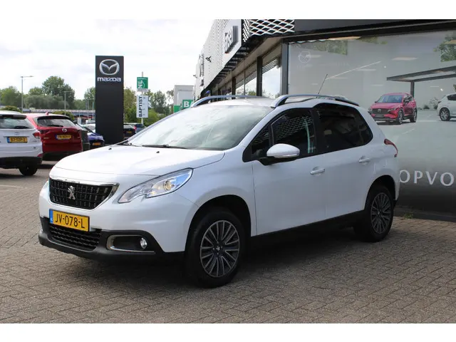Peugeot 2008 1.2 PureTech Active 2016 Benzine 10